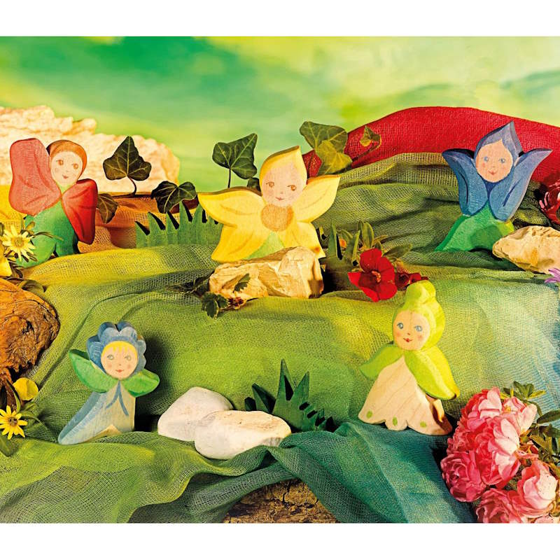 Ostheimer | People | Flower Child Sunflower at Milk Tooth