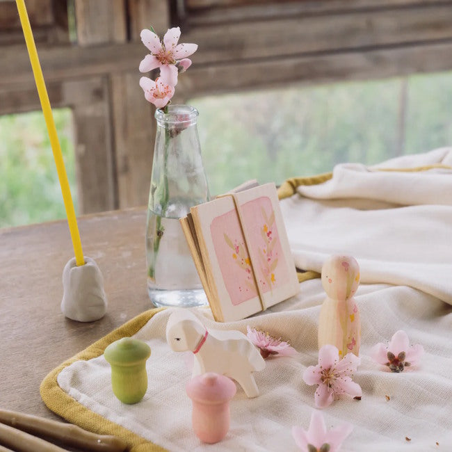 Grapat x Ostheimer | Hello Spring - Milk Tooth