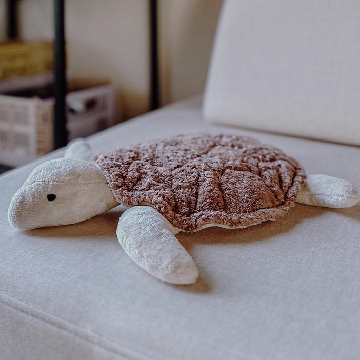Senger | Cuddly Animal Turtle Small Rosewood w/ removable heat/cool pack at Milk Tooth Australia