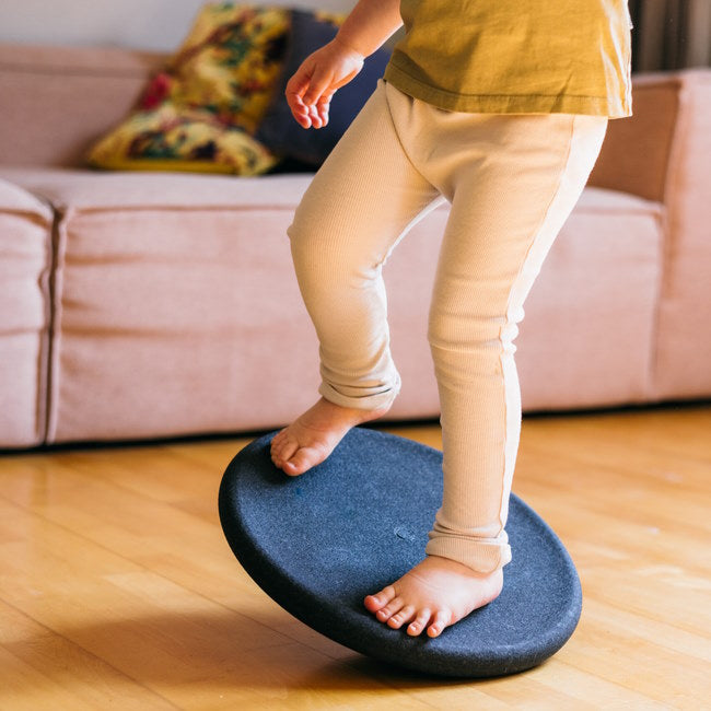 Stapelstein | Balance Board Black at Milk Tooth