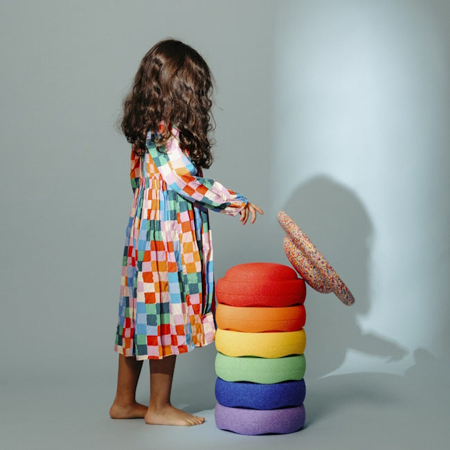 Stapelstein | Rainbow Classic 6 + FREE SUPER CONFETTI BOARD at Milk Tooth