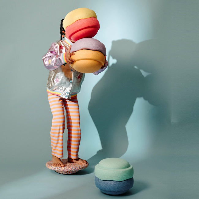 Stapelstein | Rainbow Pastel 6 + FREE SUPER CONFETTI BOARD at Milk Tooth