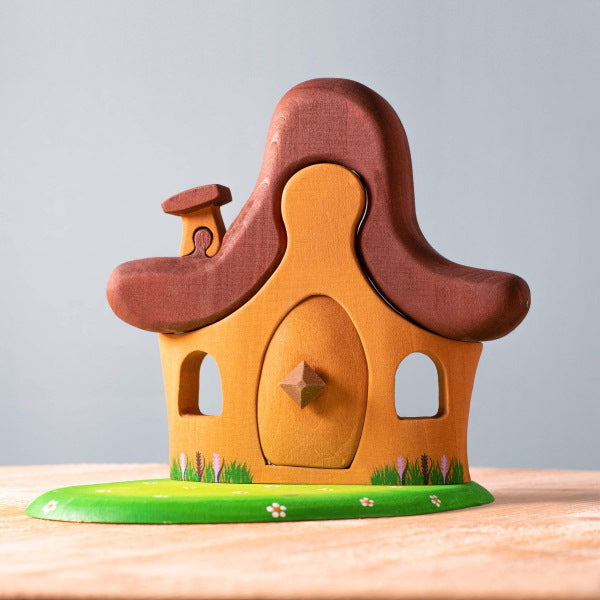 Bumbu Toys | Forest Hut at Milk Tooth