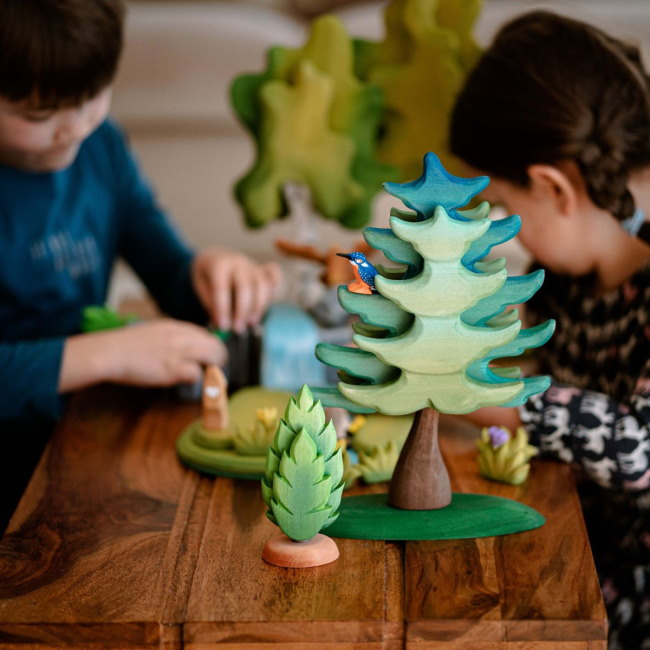 Bumbu Toys | Large Green Spruce Tree at Milk Tooth
