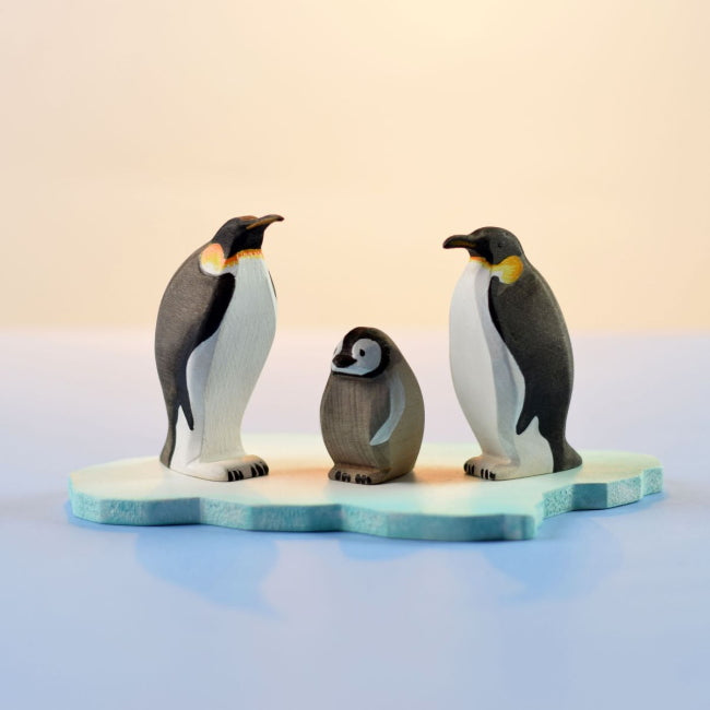 Bumbu Toys | Penguin Female wooden toy at Milk Tooth