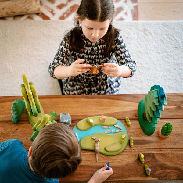 Bumbu Toys | River Plate at Milk Tooth