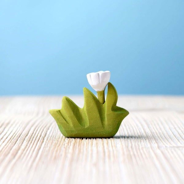 Bumbu Toys | Small Grass with White Flower at Milk Tooth