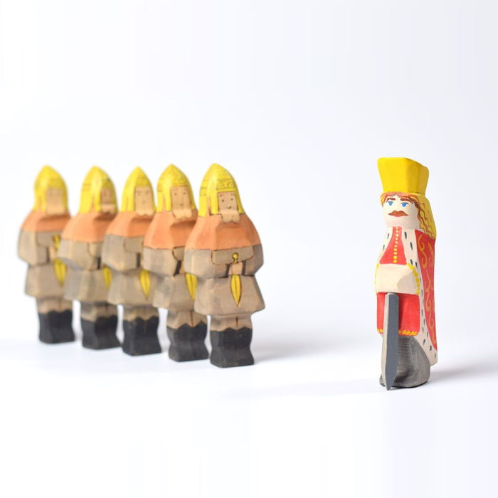 Bumbu Toys | Stephen the Great with Knights Wooden Toys