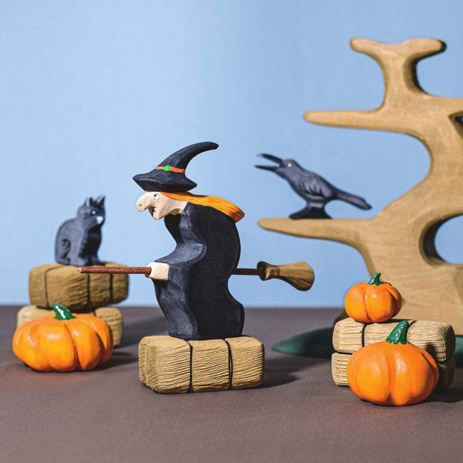 Bumbu Toys | Witch at Milk Tooth