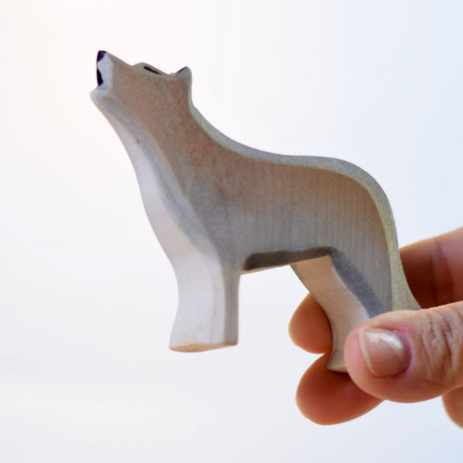 Bumbu Toys | Wolf Howling wooden toy at Milk Tooth
