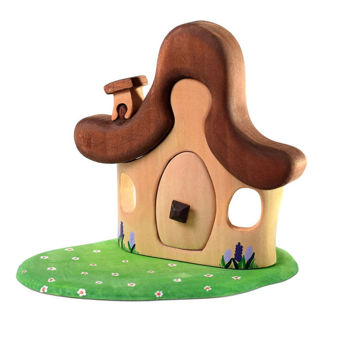 Bumbu | Wooden Forest Hut