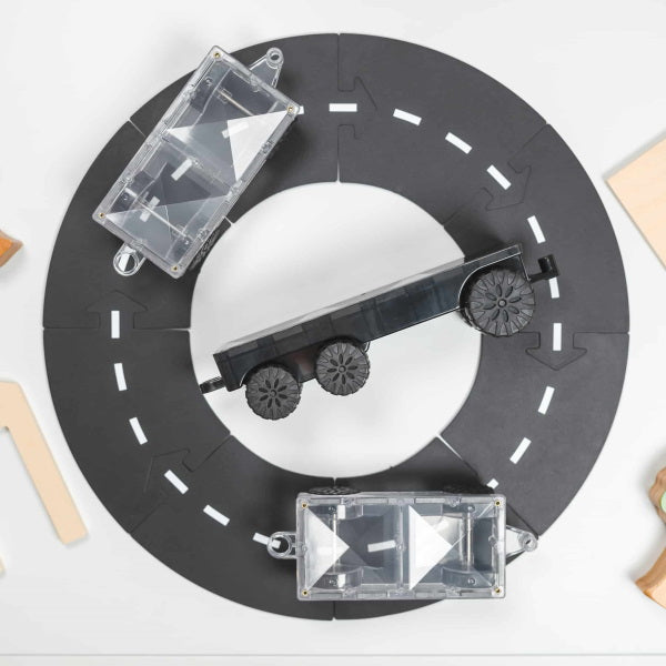 Connetix Tiles | 50 Piece Rainbow Transport Pack at Milk Tooth