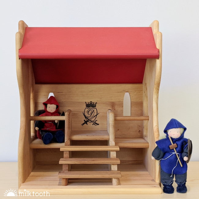 Drewart | Knight&#39;s Tournament Stand Small with Evi Doll Knights at Milk Tooth