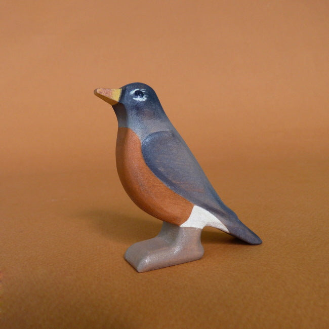 Forest Melody | Robin wooden toy at Milk Tooth