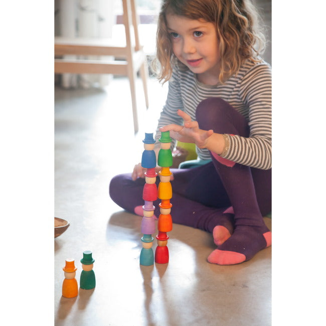 Grapat | 12 Magos Nins | Wooden Toy Wizards