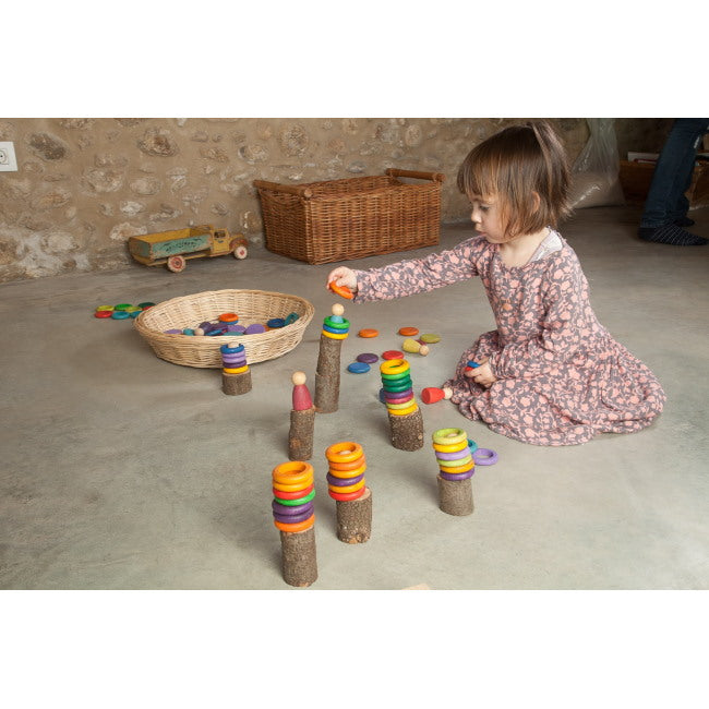 Grapat | Nins Carla | Wooden Toys | Peg People Rings Coins Disks