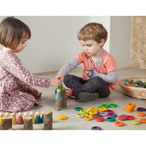 Grapat | Nins Carla | Wooden Peg Doll Toy Set