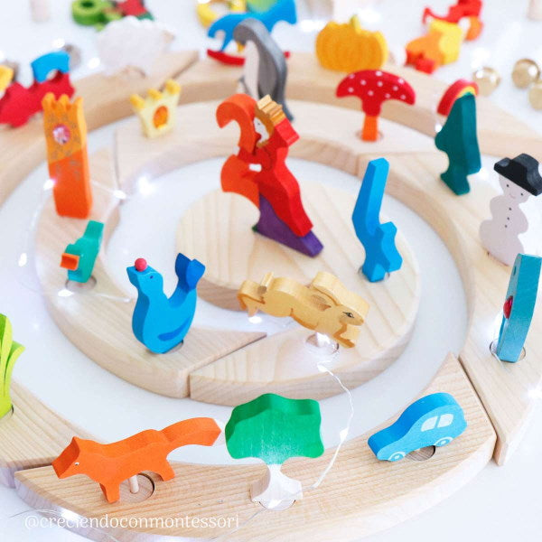 Grimm&#39;s | Birthday &amp; Advent Spiral Natural at Milk Tooth