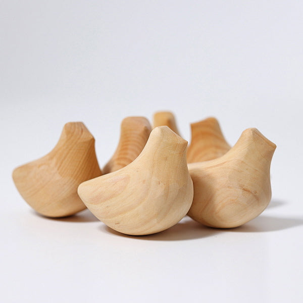 Grimm&#39;s | Relaxing Bird Grasper at Milk Tooth