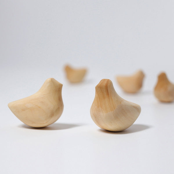 Grimm&#39;s | Relaxing Bird Grasper at Milk Tooth