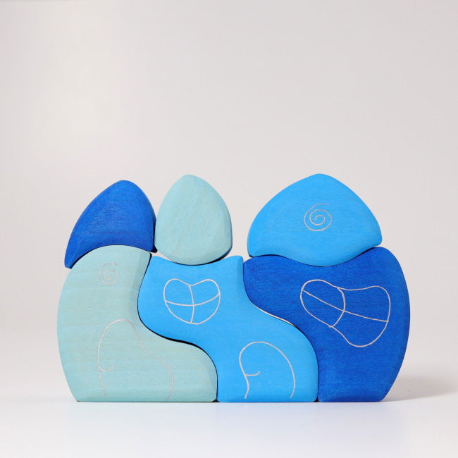 Grimm&#39;s | Wavy Terrace for Gnome Village