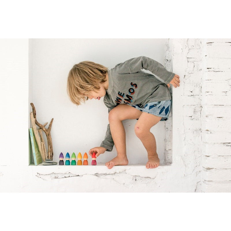 Grapat | Rainbow Tomtens | Nins Peg People Gnomes