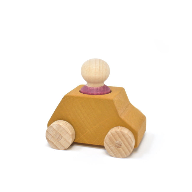 Lubulona | Car in Mustard with Plum Figure
