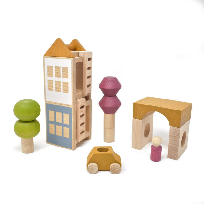 Lubulona | Car in Mustard with Plum Figure