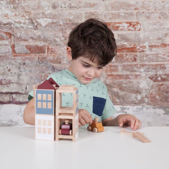 Lubulona | Town Autumnvale Maxi child in small world play