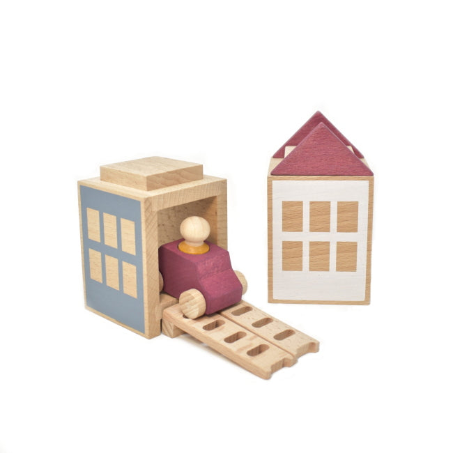 Lubulona | Town Autumnvale Mini wooden house peg person car