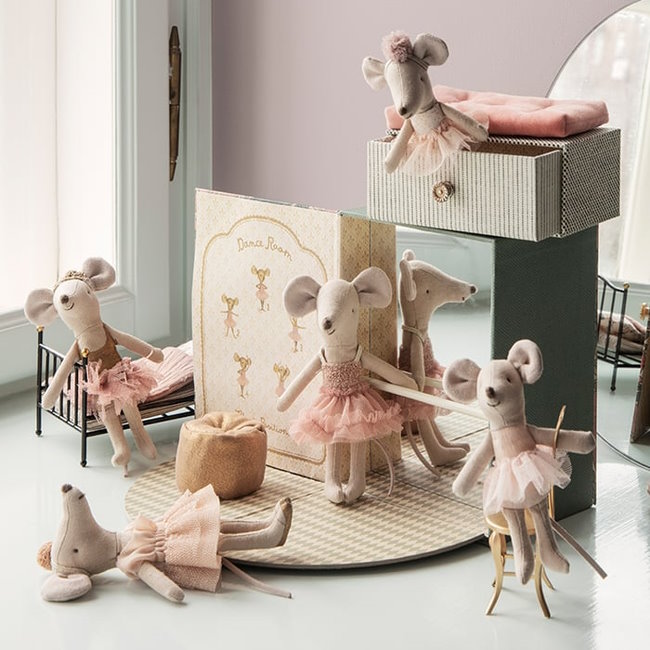 Maileg | Dance Mouse in Daybed Little Sister PRE-ORDER at Milk Tooth