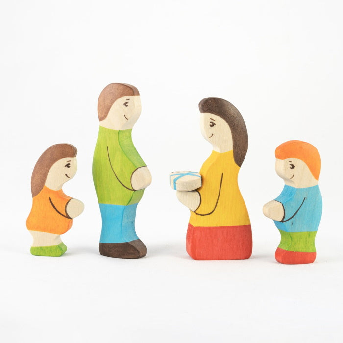 Mikheev | People | Farmer Family Set of 5 at Milk Tooth