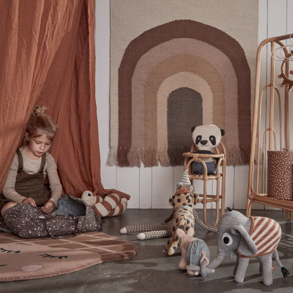 OYOY | Follow The Rainbow | Wall Rug | Choko