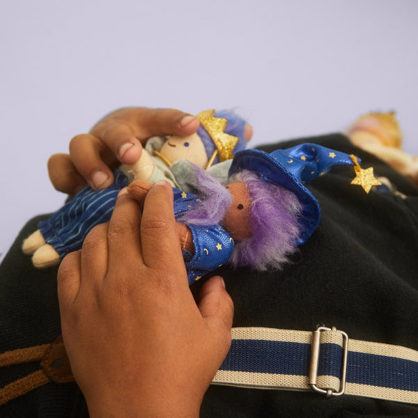 Olli Ella | Holdie Folk | Wulfric the Wizard at Milk Tooth