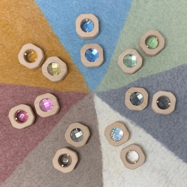 Papoose | Bitcoins | 15 Windows Earth