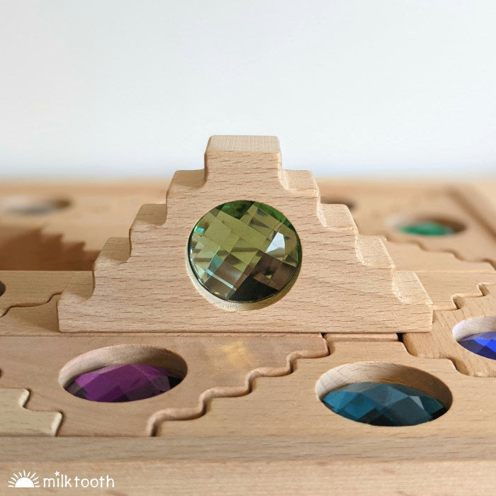 Papoose | Dutch Step Gables | 16 Blocks with Tray