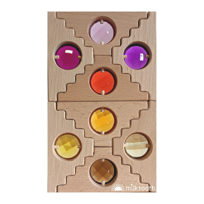 Papoose | Dutch Step Gables | 8 Warm Windows