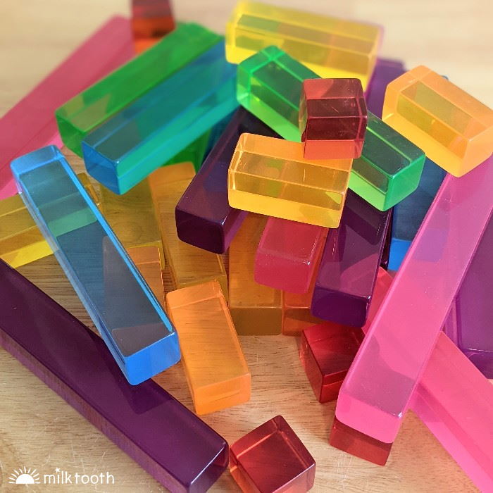 Papoose | Lucite Stepped Rods | 35 Pieces with Tray at Milk Tooth