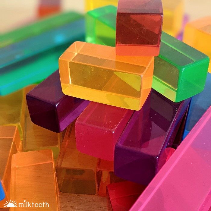 Papoose | Lucite Stepped Rods | 35 Pieces with Tray at Milk Tooth