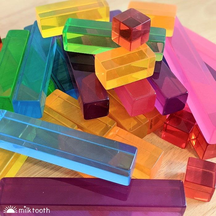 Papoose | Lucite Stepped Rods | 35 Pieces with Tray at Milk Tooth