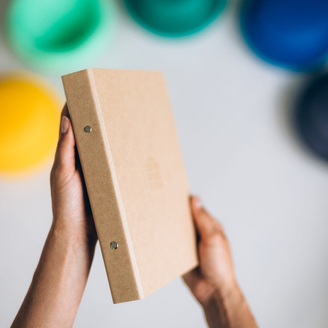 Stapelstein | Play Cards English at Milk Tooth