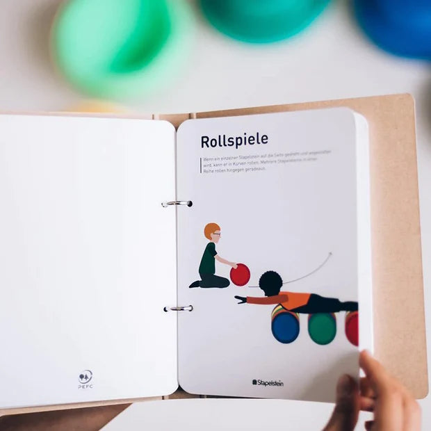 Stapelstein | Play Cards English at Milk Tooth