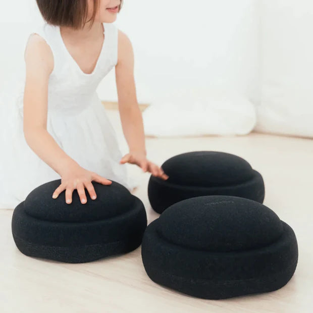 Stapelstein | Black at Milk Tooth