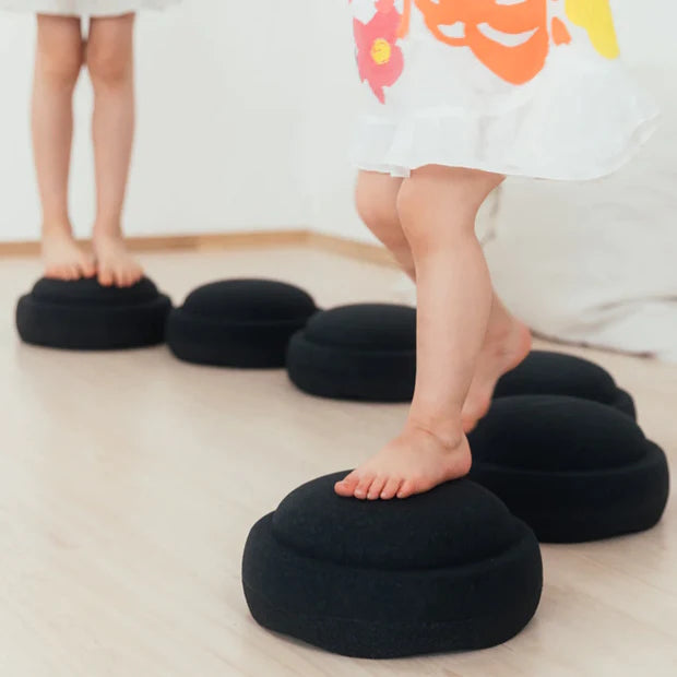 Stapelstein | Black at Milk Tooth